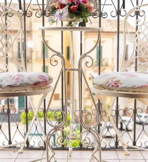 B&b Alexander