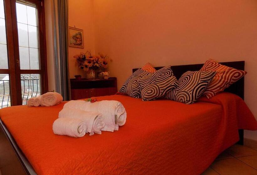 پانسیون Casa Clotide