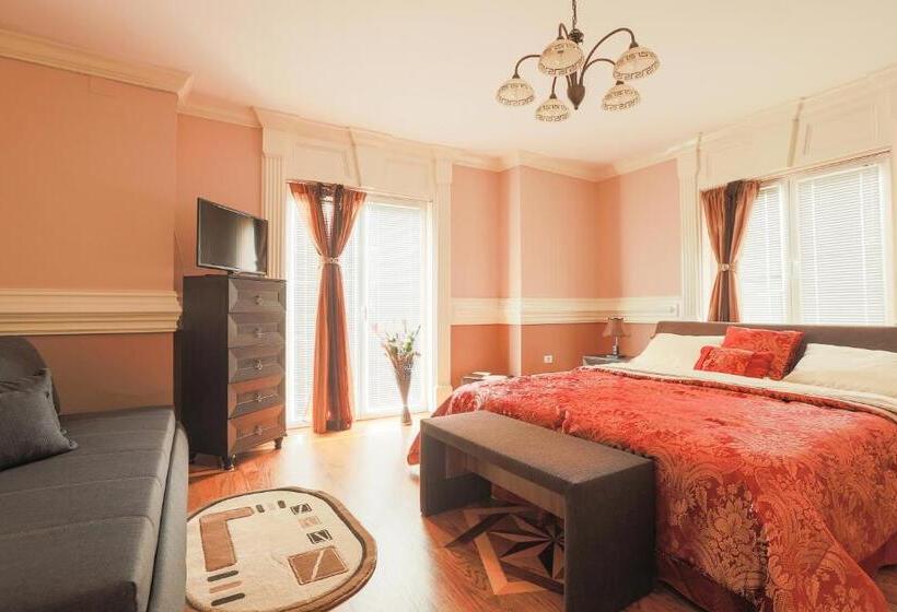 پانسیون Casa Iulia