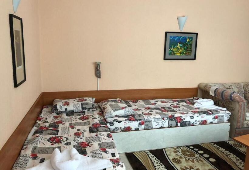 پانسیون Daniel Guest House