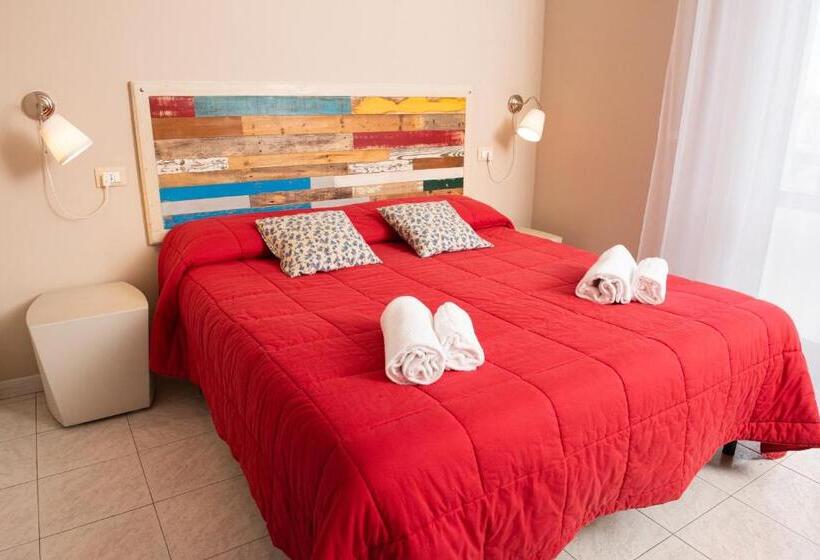 پانسیون Hostal Al Porto