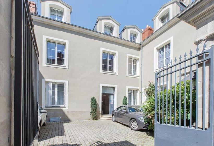 پانسیون La Maison D Hôtes Nantes Centre