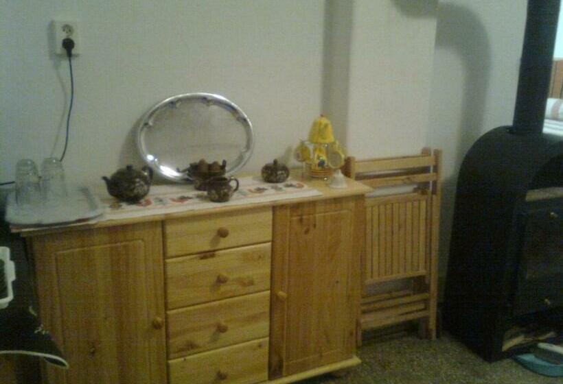 ペンション Muskátlis Vendégház