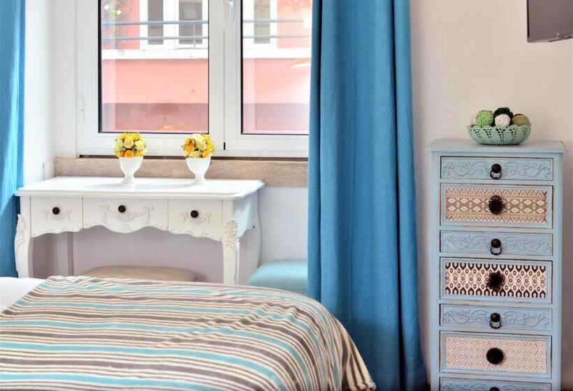 پانسیون Sweet Suites Guesthouse Close To Famous Avenue Liberty