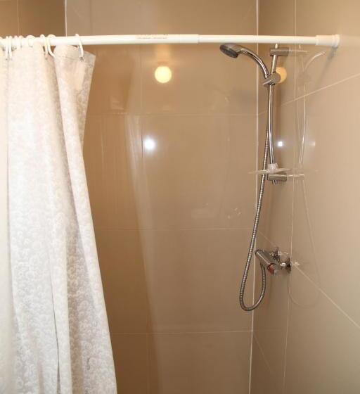 پانسیون Victorin House   All Rooms Are En Suite