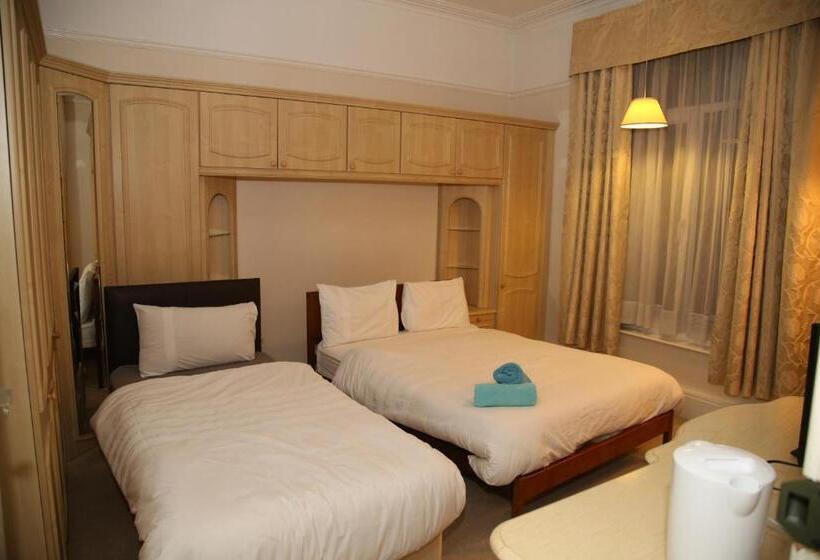 پانسیون Victorin House   All Rooms Are En Suite