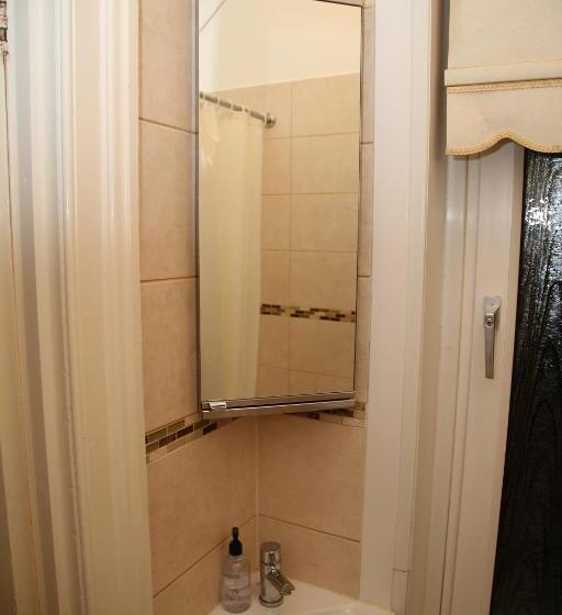 پانسیون Victorin House   All Rooms Are En Suite