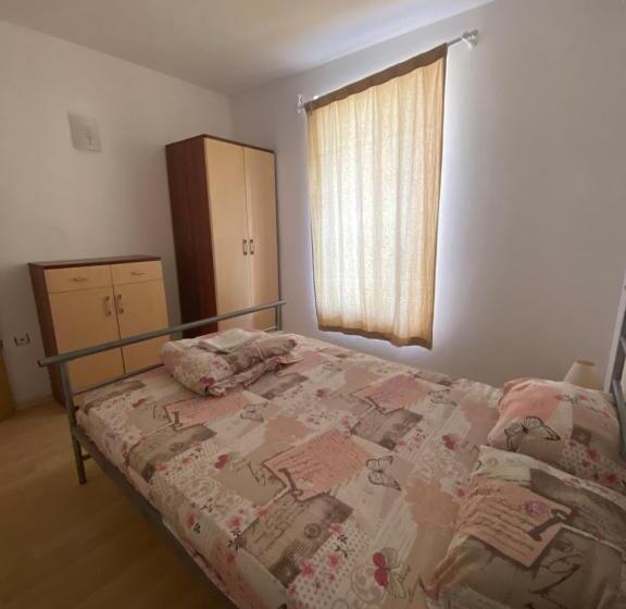 Stella Polaris 1 Apartments