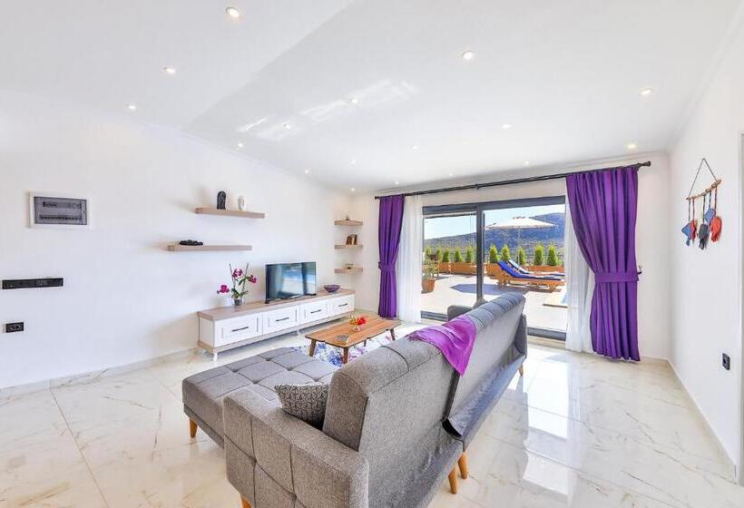 Villa Summery