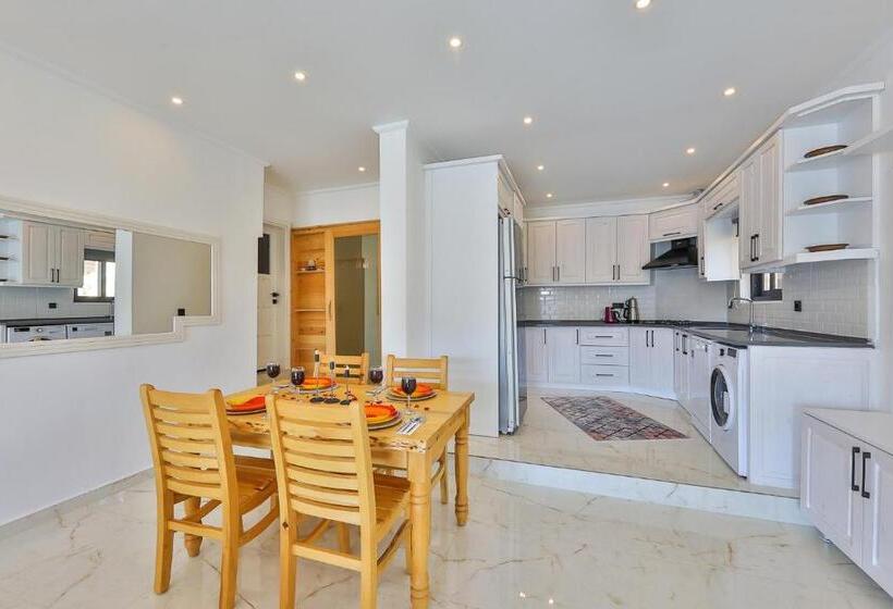 Villa Summery