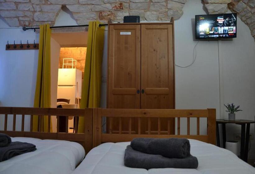 Vitti Stone House   6 Minuti Dalle Grotte