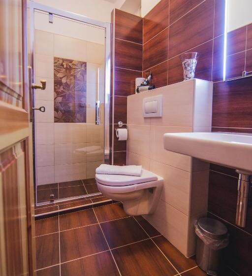 هاستل Penzion U Papoušků