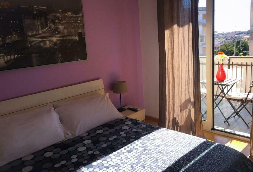تختخواب و صبحانه Policlinico Apartments