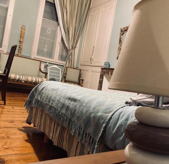 تختخواب و صبحانه Chambres D Hôtes Les Foulons