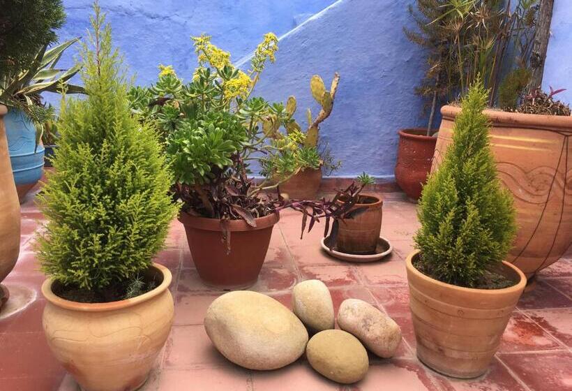 تختخواب و صبحانه Dar Onsar