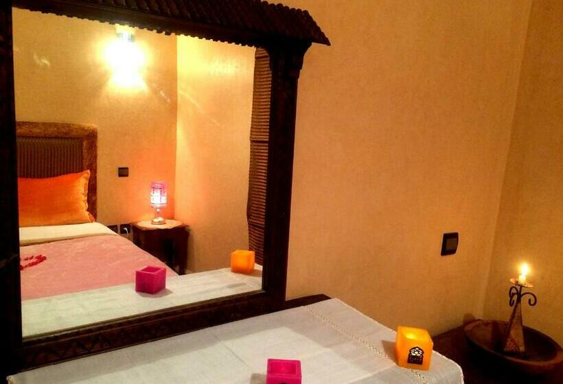 تختخواب و صبحانه Gite Tizi Mizik