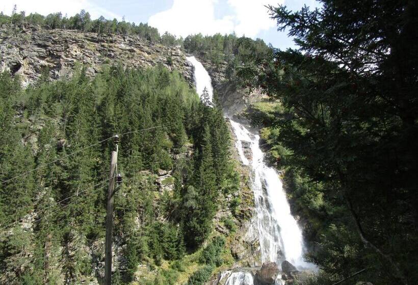 تختخواب و صبحانه Gästehaus Helga