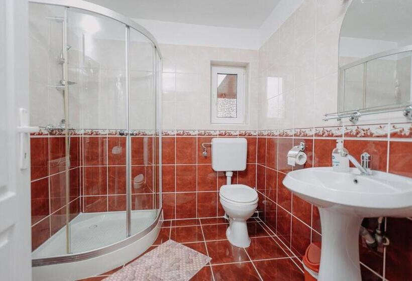 مبيت وإفطار Kaffai Panzio