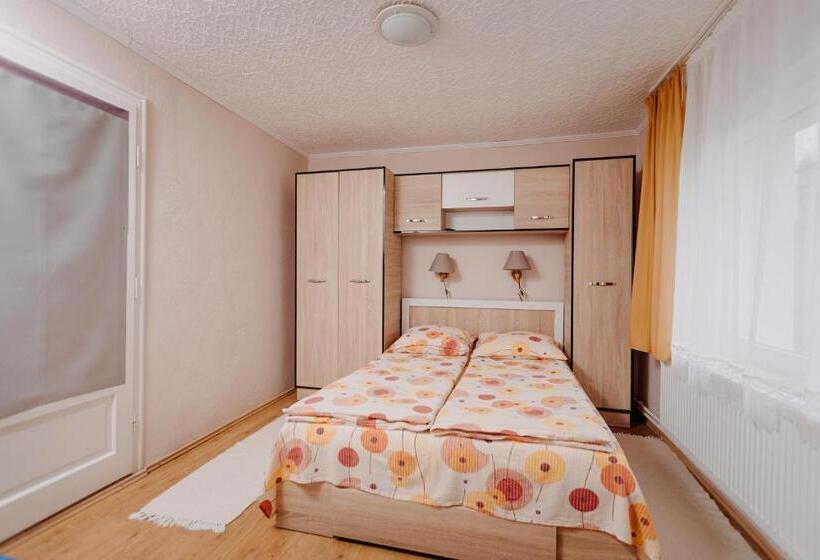 مبيت وإفطار Kaffai Panzio