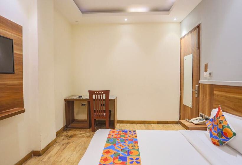 Fabhotel Royal Touch Patel Nagar