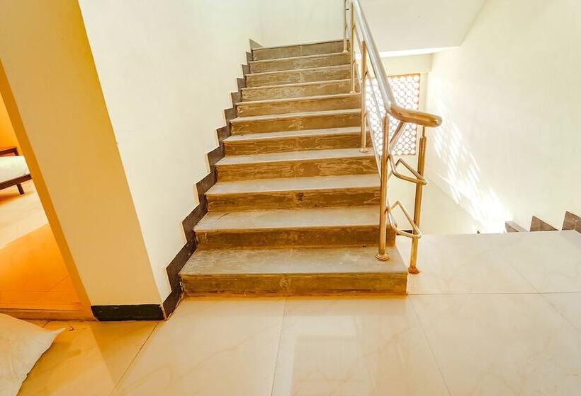 Fabhotel Virksham