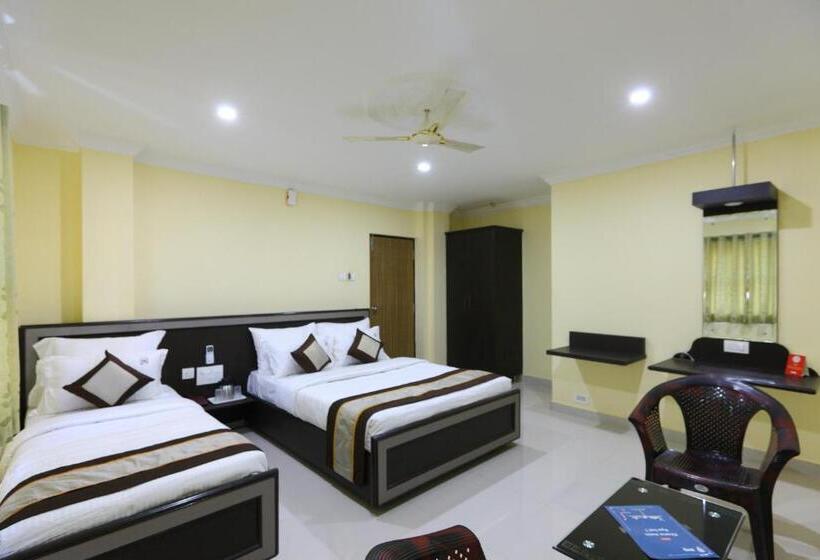 בית מלון כפרי Salbala Inn   Near Airport