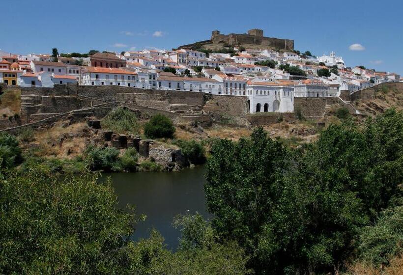 پانسیون Alojamentos Oasis