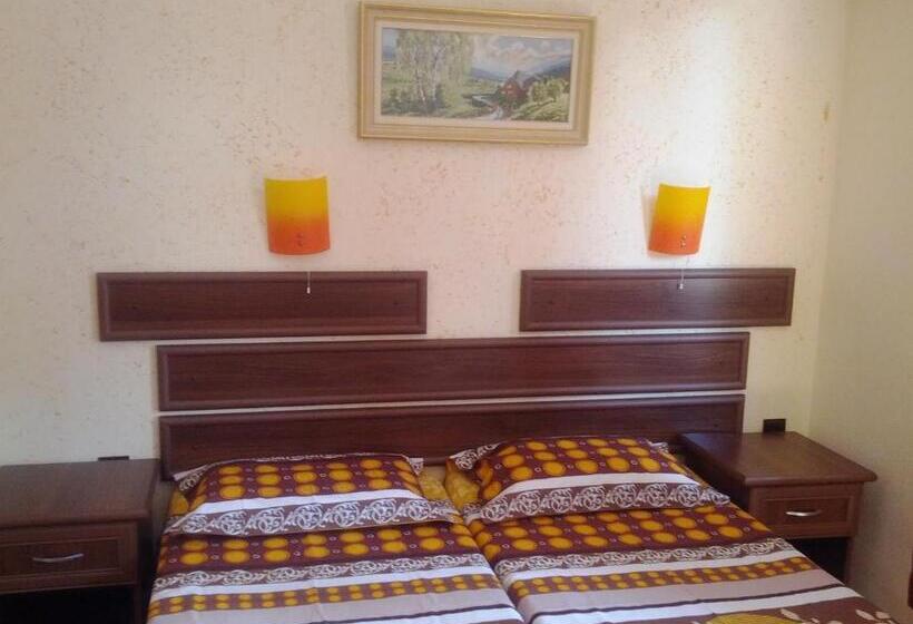 پانسیون Guest House Dara