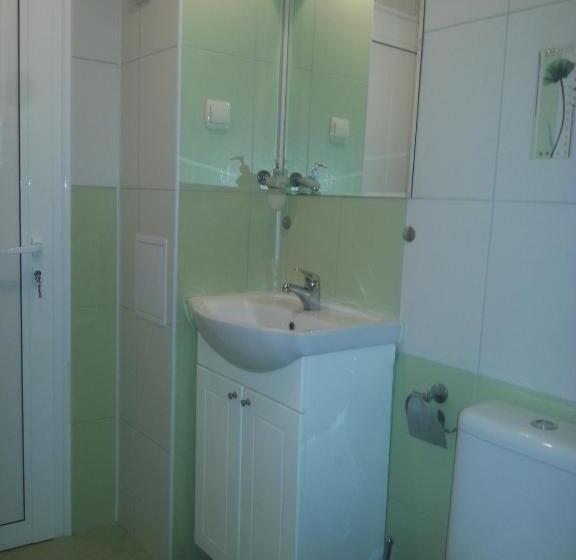 פנסיון Guest House Lidia