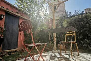 پانسیون Jardin Vieux Port Panier