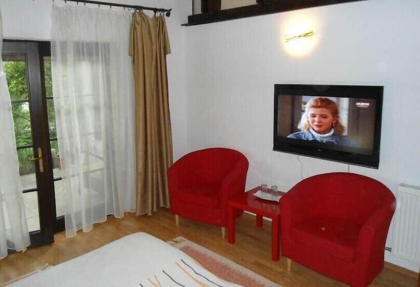 پانسیون Villa La Dolce Vita