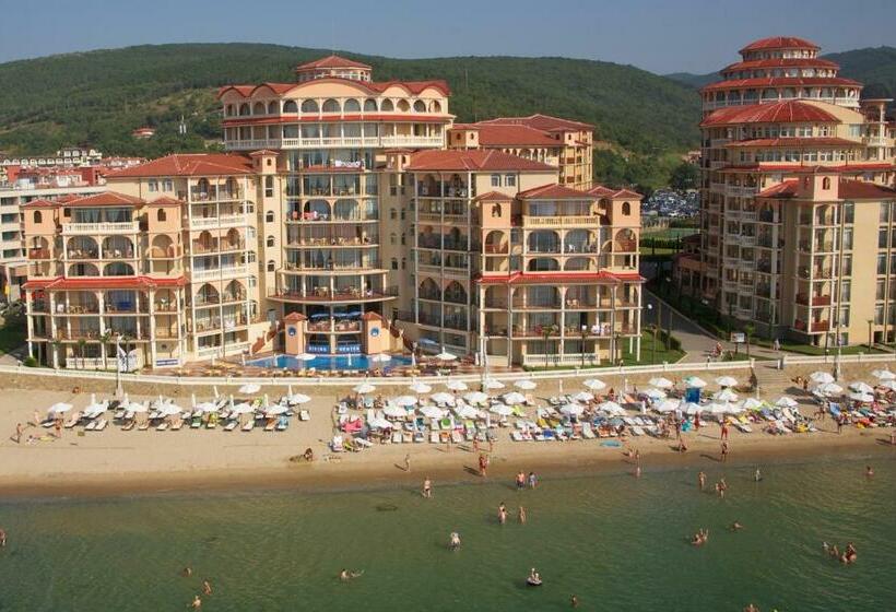 استراحتگاه Atrium Beach Hotel   All Inclusive