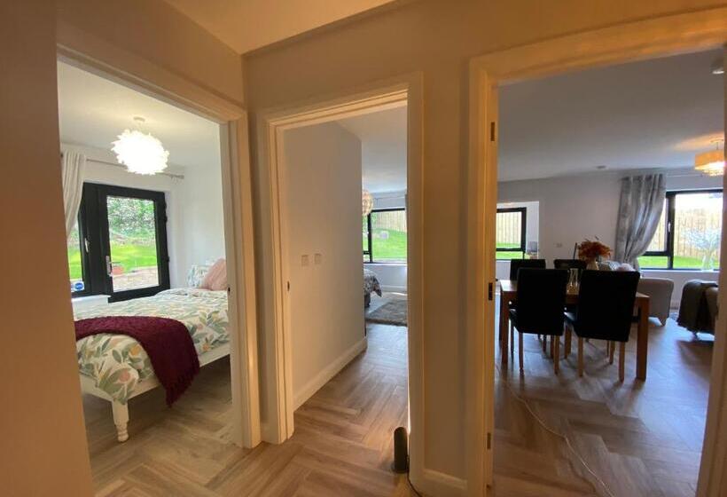 Copperview Apartment