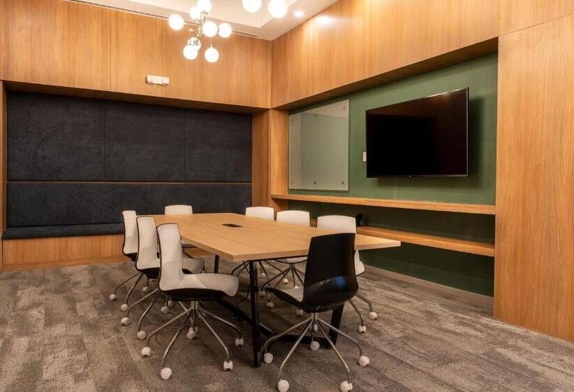 هتل Courtyard By Marriott Mexicali