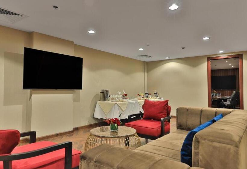 Paradise Elite Hotel Tahlia