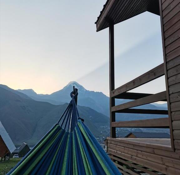 هتل Kazbegi Twins