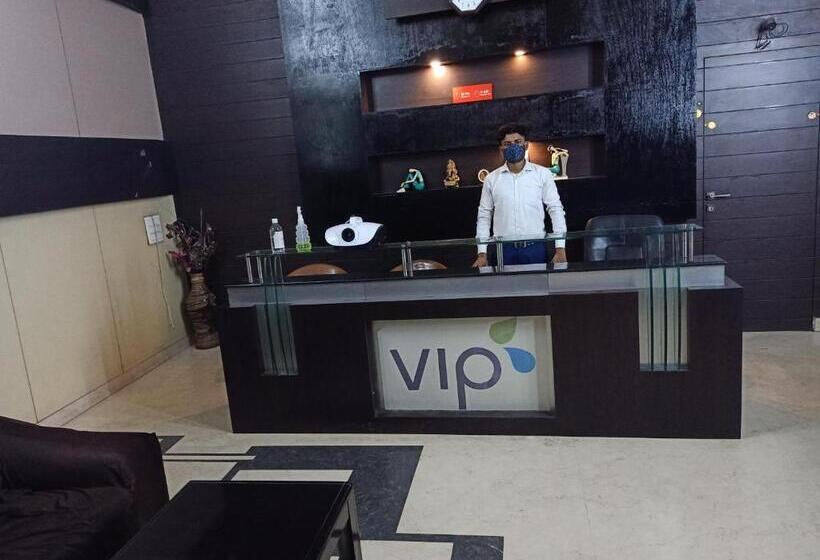 هتل V.i.p. Regency