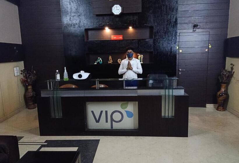 هتل V.i.p. Regency