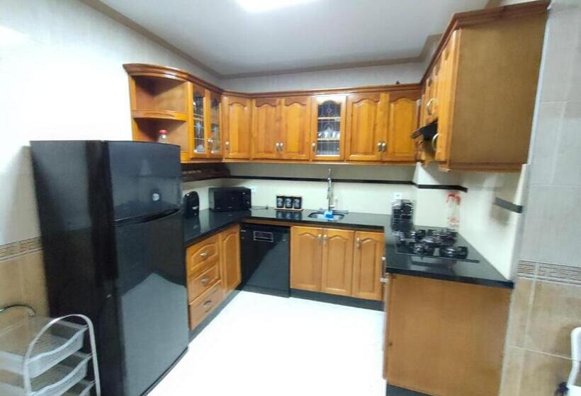 Joli Appart Climatisé Pour Un Séjour Formidable Pour Les Familles