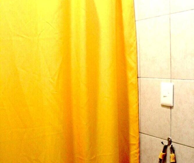 پانسیون Room In Guest Room   Standard Room With Two Single Beds