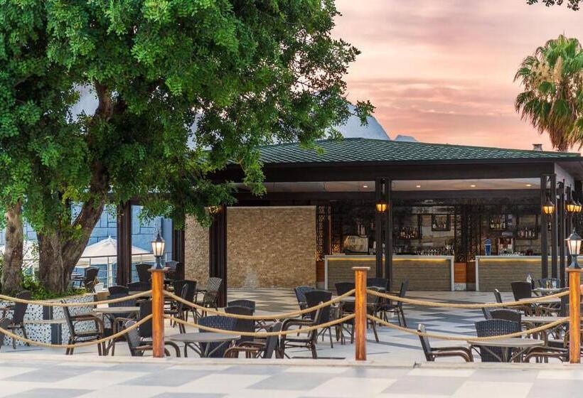 Sealife Kemer Resort Hotel   Ultra All Inclusive