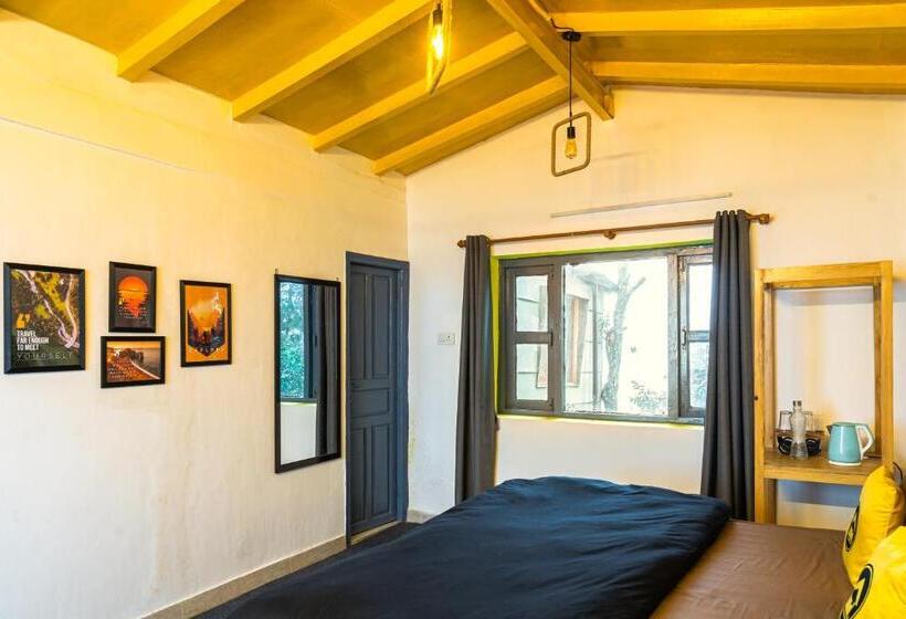 Lushtree Backpackers   Hostel & Cafe