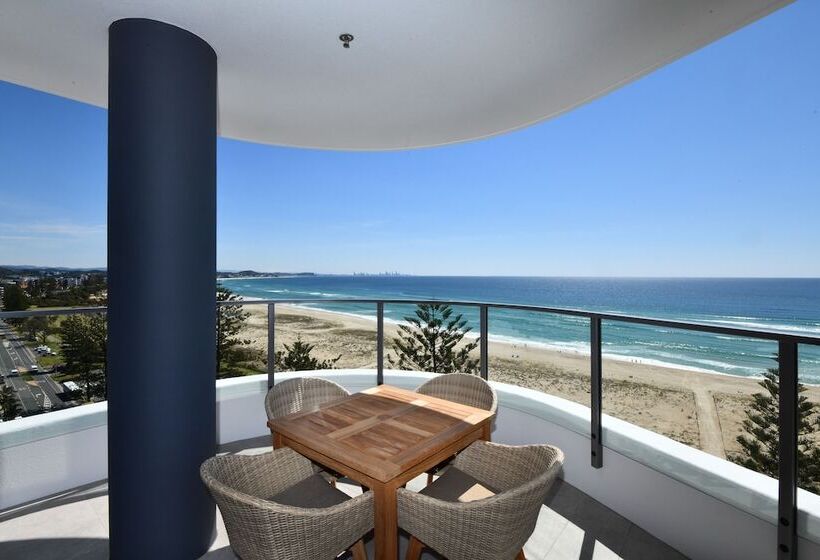 X Kirra Apartments