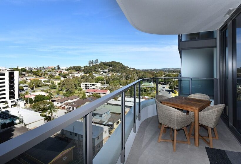 X Kirra Apartments