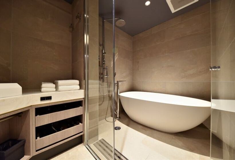 هتل Cordia Osaka Hommachi
