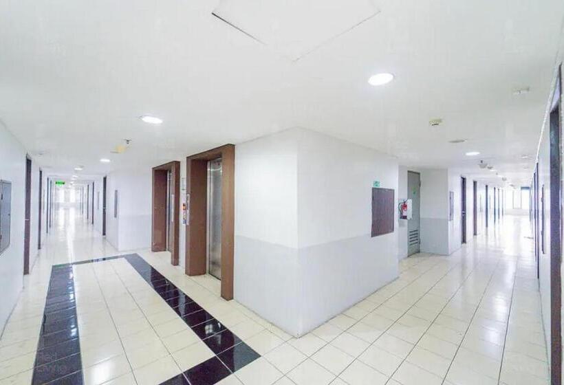 هتل Redliving Apartemen Serpong Green View   Hapukh Room Tower B