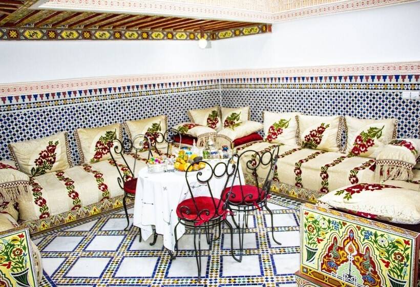پانسیون Riad Dar Senhaji
