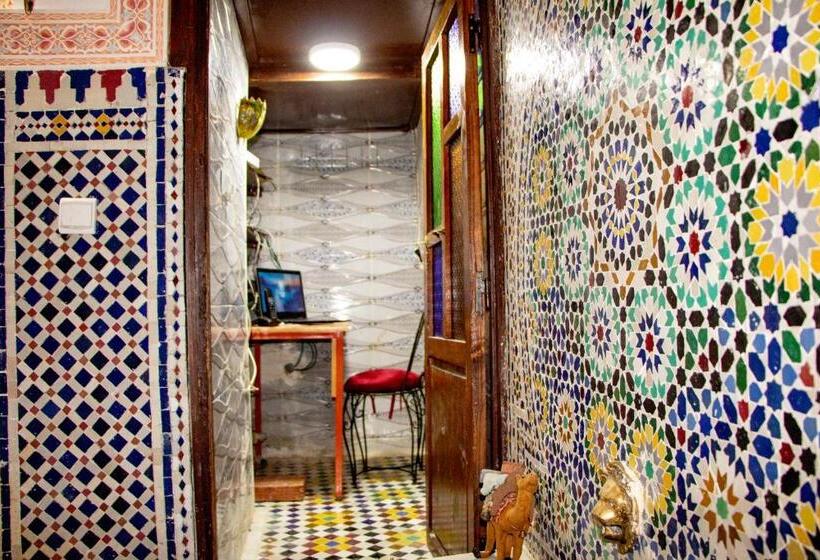 پانسیون Riad Dar Senhaji