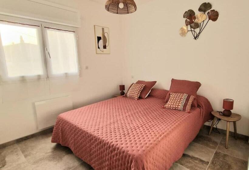 Petite Maison En Pierre