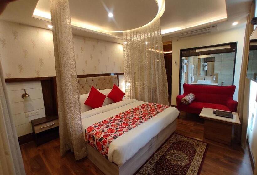 هتل Abhilashi Residency & Spa   Centrally Heated & Air Cooled